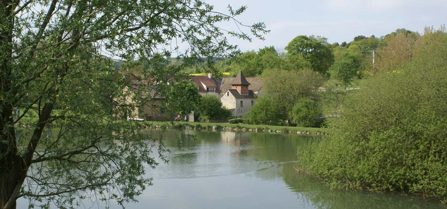 Etang de pche & Ferme du Moulin du Haubert